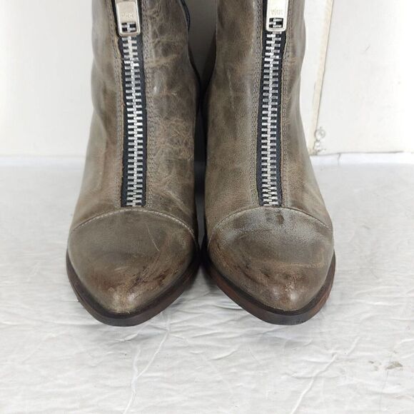 Freebird By Steven Women Claire US6 Gray Distressed Leather Zippers Heel Booties - Picture 4 of 12